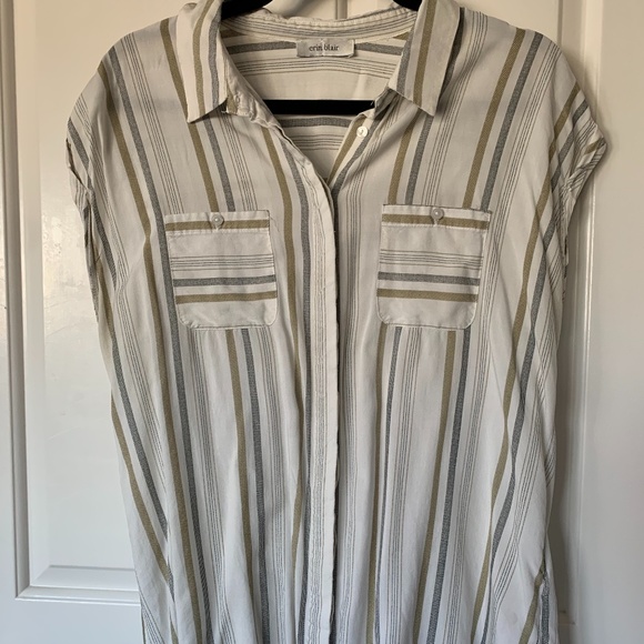Short Sleeve Stripped Blouse - Picture 1 of 2